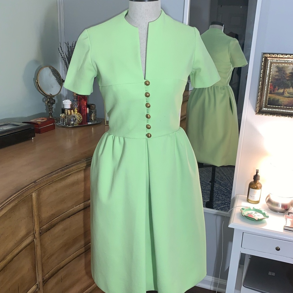 Mod Mint Dream! - Picture 2 of 13